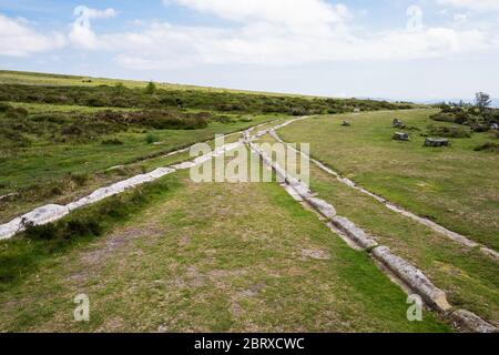 Haytor Granite Tramway (1820) wurde gebaut, um Granit von Haytor Quarry zum Stover Kanal zu transportieren. Dartmoor National Park, Devon, England, U. Stockfoto