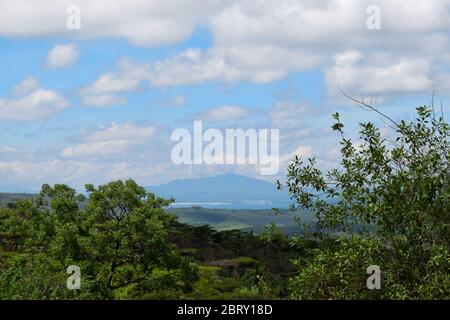 Landschaftlich schöner Berg gegen Himmel, eine Luftaufnahme des Mount Longonot von den Eburru Hills, Naivasha Stockfoto