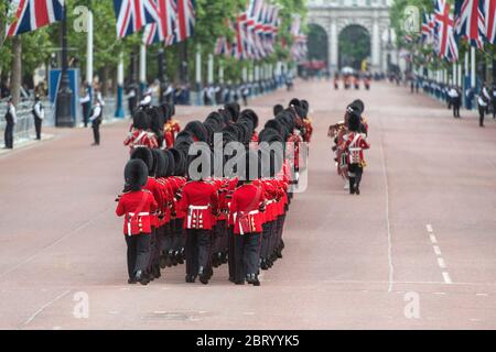 Vorbereitungen für die Major Generals Review, 3. Juni 2017, fotografiert vom Queen Victoria Memorial, London, Großbritannien Stockfoto