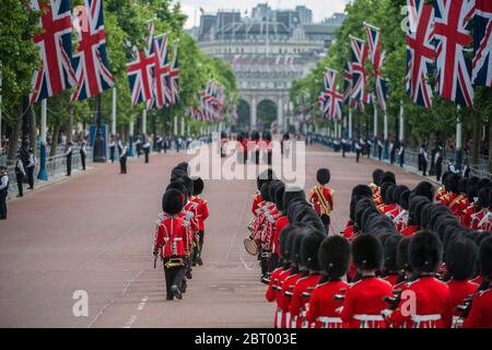 Vorbereitungen für die Major Generals Review, 3. Juni 2017, fotografiert vom Queen Victoria Memorial, London, Großbritannien Stockfoto