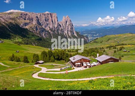 Schlern- und Sattlerhütte, Seiser Alm, Italien Stockfoto