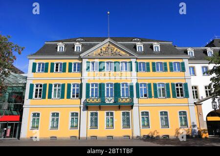 Das schöne Alte Postgebäude am Münsterplatz in Bonn. Stockfoto