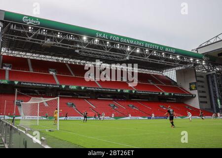 Kopenhagen, Dänemark. Mai 2020. Ab nächster Woche wird die dänische Superliga wieder starten, aber ohne Fans auf den Stadien aufgrund des Ausbruchs des Corona-Virus. Hier treffen sich FC Kopenhagen und ob in einem Trainingsspiel in Telia Parken. (Foto: Gonzales Photo/Alamy Live News Stockfoto