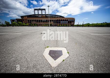 New York, N.Y/USA – 22. Mai 2020: Markierungen, die die Heimtafel des Shea Stadions im Los von Citi Field zeigen. Quelle: Gordon Donovan/Alamy Live News Stockfoto