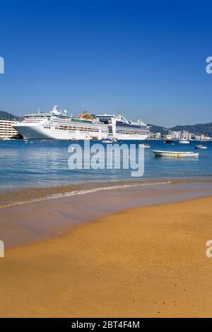 Tlacopanocha Strand in Altstadt Acapulco, Bundesstaat Guerrero, Mexiko, Nordamerika Stockfoto