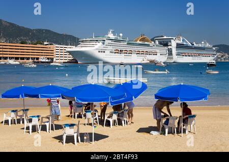 Tlacopanocha Strand in Altstadt Acapulco, Bundesstaat Guerrero, Mexiko, Nordamerika Stockfoto