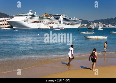 Tlacopanocha Strand in Altstadt Acapulco, Bundesstaat Guerrero, Mexiko, Nordamerika Stockfoto