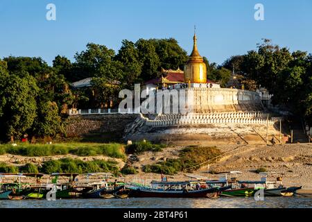 Bu Pagode Pagode Pagode, Bagan, (Aus Dem Irrawaddy Fluss) Mandalay Region, Myanmar. Stockfoto