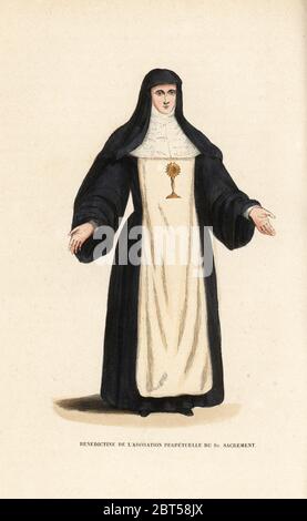 Nonne des Benediktiner-Ordens der ewigen Anbetung der Eucharistie, Benediktiner de lAnbetung Perpetuelle du St. Sacrement. In Gewohnheit mit Bild der Monstranz. Handkolorierter Holzschnitt nach einer Illustration von Jacques Charles Bar aus Abt Tirons Historiire et Costumes des Ordres Religieux, Librairie Historique-Artistique, Brüssel, 1845. Stockfoto