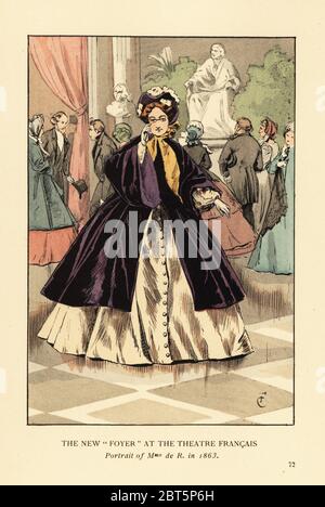 Das neue Foyer des Theaters Francais, 1863. Portrait von Frau de R. in cremefarbenem Crinoline-Kleid mit violettem Mantel, Haube mit gelbem Band. Neues Foyer in der Comedie Francaise von Prosper Chabrol mit Marmorstatue von Voltaire. Handkolorierte Lithographie von R.V. nach einer Illustration von Francois Courboin aus Octave Uzannes Fashion in Paris, William Heinemann, London, 1898. Stockfoto