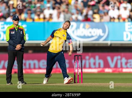 Jamie Porter Bowling für die Essex Eagles gegen Derbyshire Falcons in der Vitality Blast Finaltag 21. September 2019 Stockfoto