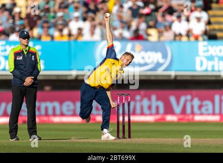 Jamie Porter Bowling für die Essex Eagles gegen Derbyshire Falcons in der Vitality Blast Finaltag 21. September 2019 Stockfoto