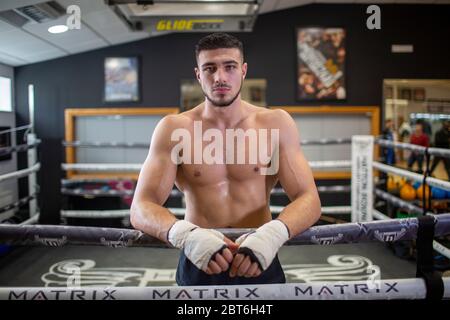 März 2019 Boxer Tommy Fury trainiert im Hatton Gym in Manchester Stockfoto