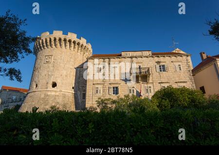 Festungsturm in Korcula Stadt, Korcula, Dalmatien, Kroatien, Europa Stockfoto