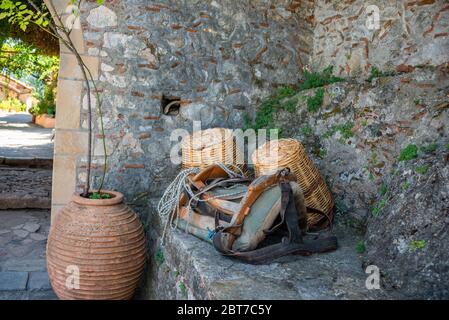 Moni Perivleptos Kloster im mittelalterlichen, byzantinischen "castletown" von Mystras, nahe Sparta Stadt, Lakonia, Peloponnes. Stockfoto