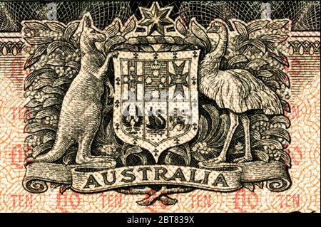 Australisches Wappen auf einer 10 Pfund-Banknote, die zwischen 1954 und 1959 ausgestellt wurde Stockfoto