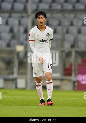 München, Deutschland, 23. Mai 2020, Daichi KAMADA, FRA 15 beim Spiel 1.Bundesliga FC BAYERN MÜNCHEN - EINTRACHT FRANKFURT 5-2 in der Saison 2019/2020 am 27.Spieltag. © Peter Schatz / Pool / Alamy Live News - DFL-BESTIMMUNGEN VERBIETEN DIE VERWENDUNG VON FOTOS als BILDSEQUENZEN und/oder QUASI-VIDEO - Nationale und internationale Nachrichtenagenturen DÜRFEN NUR redaktionell verwendet werden Stockfoto