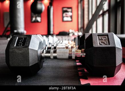 Boxen HITT Fitness- und Krafttrainingsgeräte Stockfoto