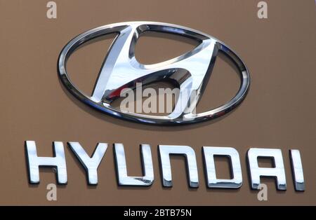 London, Großbritannien. Mai 2020. Hyundai Motor Company Logo bei einem Autohaus gesehen. Kredit: Keith Mayhew/SOPA Images/ZUMA Wire/Alamy Live News Stockfoto