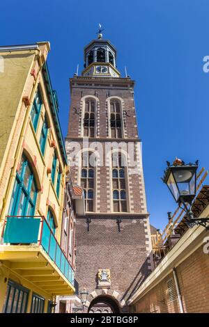 Neuer Uhrturm in der historischen Stadt Kampen, Niederlande Stockfoto