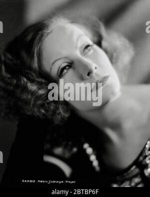 Die in Schweden geborene Schauspielerin Greta Garbo (Retrospektive), (geboren am 18. September 1905, gestorben am 15. April 1990 im Alter von 84 Jahren) in 'Inspiration' (1931) MGM. Foto von Clarence Sinclair Bull / Aktenzeichen # 34000-056THA Stockfoto