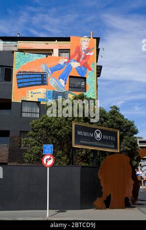 Skulptur 'pro Kopf' von Cathryn Monro vor dem Museum Hotel, Wellington City, North Island, Neuseeland Stockfoto