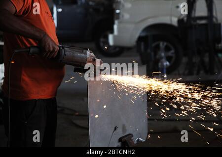 Hersteller Bullet Proof Fahrzeuge, Bullet Proof Fahrzeugbau, Panzerfahrzeuge, Bulletproof zivile Fahrzeuge (Foto © Saji Maramon) Stockfoto