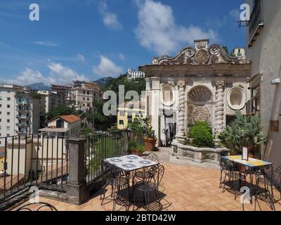 Eingang in den Minerva Garten in der Stadt Salerno, Italien Stockfoto