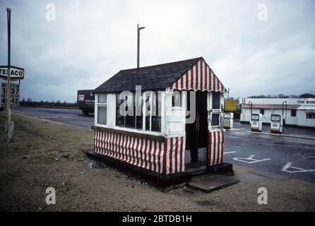 Tankstelle in Großbritannien, 1980er Jahre Stockfoto