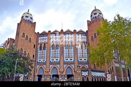 Monumentale Stierkampfarena in Barcelona Spanien Stockfoto