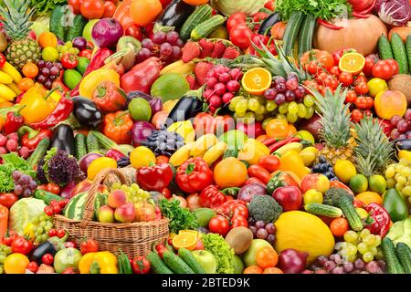 Große Collage frisches leckeres Gemüse und Obst. Natürlicher heller Panorama-Hintergrund. Stockfoto