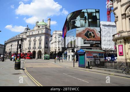 Ein verlassene Piccadilly Circus, während der 2020 Coronavirus Pandemic London Lockdown Stockfoto
