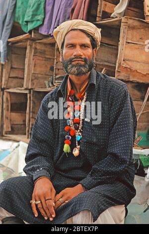 Porträt - Malang Mann am Clifton Strand, Karachi, Pakistan 26/06/2012 Stockfoto