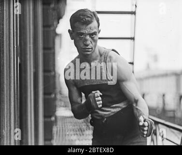 Der amerikanische Leichtgewichtsboxer Leach Cross Ca. 1910-1915 Stockfoto