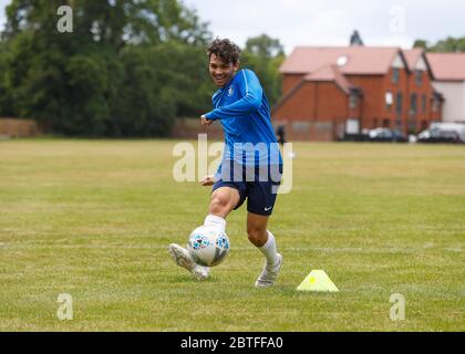 23. Mai 2020; United Select HQ, Richings Sports Park, Iver, Bucks, England, United Select HQ exklusive Fotoshooting-Session; Jordan Morgan während des Shooting-Übungspraktik Stockfoto