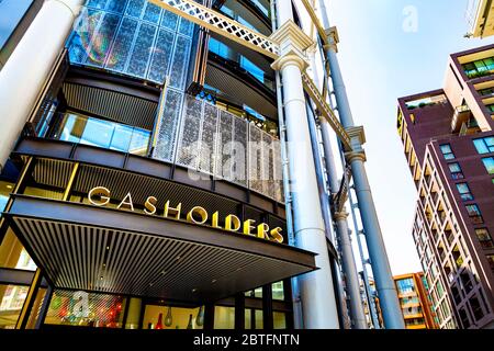 Eingang zum Zylinder-Wohngebäude Gashalters in Kings Cross, London, Großbritannien Stockfoto