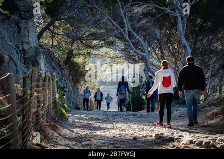 Senderismo en Volta des General, Paraje Natural de la Sierra de la Tramuntana, Banyalbufar, Mallorca, Balearen, Spanien. Stockfoto