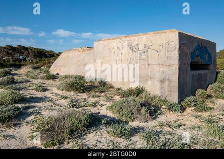 Bunker im Bürgerkrieg, Strand von Es Caragol, Santanyi Gemeinde, Mallorca, Balearen, Spanien. Stockfoto