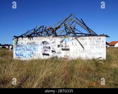 Aufgegeben, Feriendorf, spie Plage, Normandie, Frankreich Stockfoto