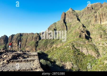 Blick auf das Masca-Tal vom Aussichtspunkt Mirador de Masca , Teno Naturpark, Teneriffa, Spanien Stockfoto