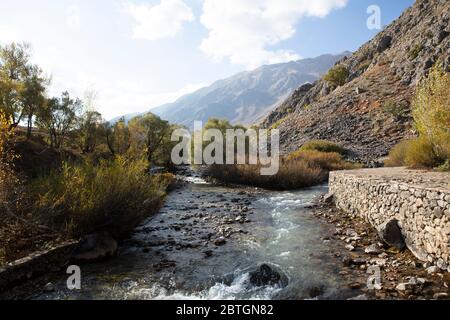 Munzur Mount und Nationalpark. Munzur River in Ovacik, Tunceli. Türkischer Name; Munzur Gozeleri. Stockfoto