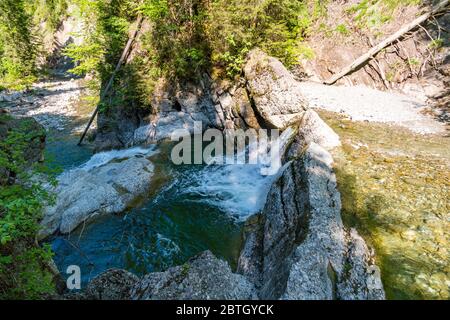 Durch das schöne Ostertaltobel im Gunzesriedtal im Allgau bei Blaichach, Sonthofen Stockfoto
