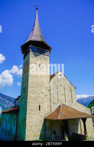 Kirche von Schloss Spiez ist der 1000-jährige im frühromanischen Stil, Thunersee, Berner Oberland, Kanton Bern, Schweiz. Stockfoto