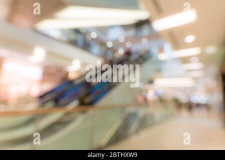 Abstract Blur und Bokeh schönen Luxus Shopping Mall und dem Kaufhaus Innenraum für Hintergrund Stockfoto
