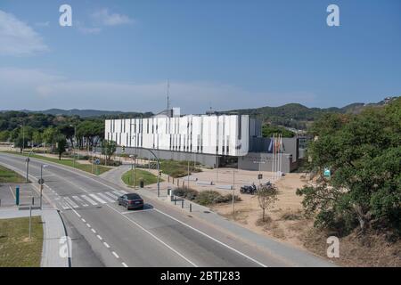 Allgemeine Ansichten der neuen lokalen Polizeiwache (Policia Local i Proteccio Civil) in Lloret de Mar, Costa Brava, Spanien Stockfoto