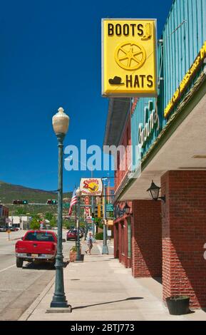 Geschäfte in der 2nd Street in Raton, New Mexico, USA Stockfoto