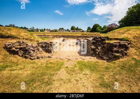 Eintritt zu den Ruinen der römischen Kaserne in Caerleon, Wales Stockfoto