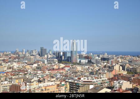 Barcelona, die kosmopolitische Hauptstadt der spanischen Region Katalonien, ist für seine Kunst und Architektur bekannt. Stockfoto