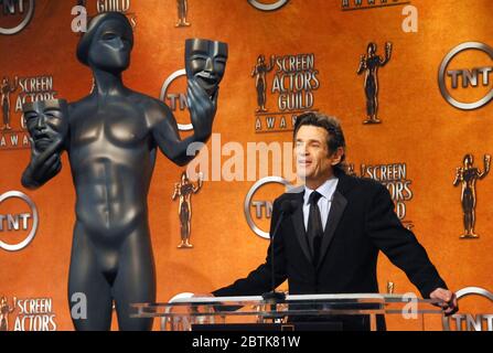 SAG-Präsident Alan Rosenberg bei der 13. Jährlichen Ausschreibung der Screen Actors Guild Awards im Silver Screen Theatre des Pacific Design Center in West Hollywood, CA. Die Veranstaltung fand am Donnerstag, 4. Januar 2007 statt. Foto: SBM / PictureLux - Dateireferenz # 34006-525SBMPLX Stockfoto