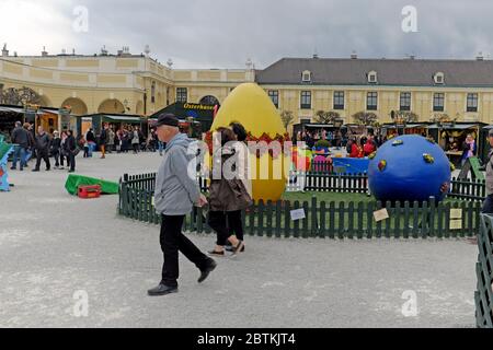 Alljährlicher Ostermarkt im Freien in Wien, Österreich im Jahr 2016. Stockfoto